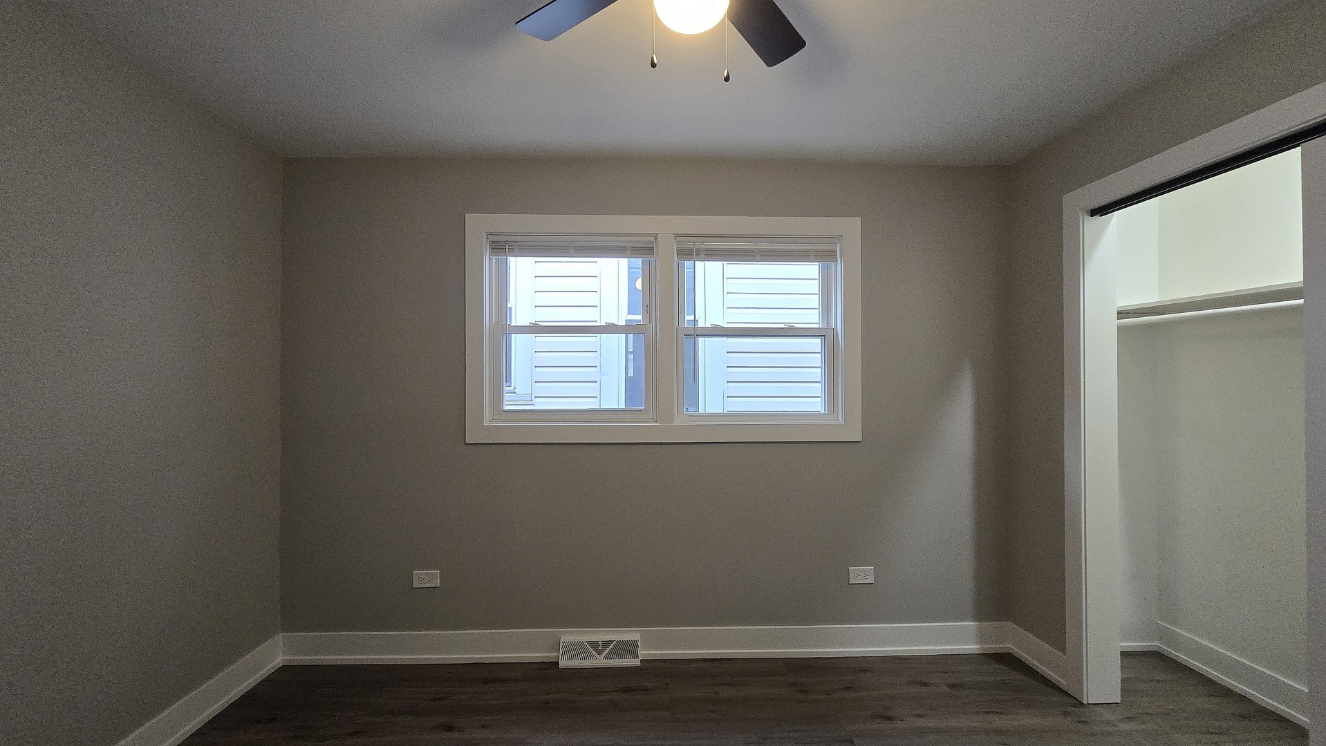 237 West 117th Street Chicago, IL 60628 - Photo 13 of 29