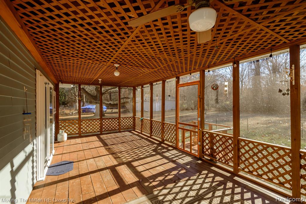 19126 Savage Road Belleville, MI 48111 - Photo 29 of 38