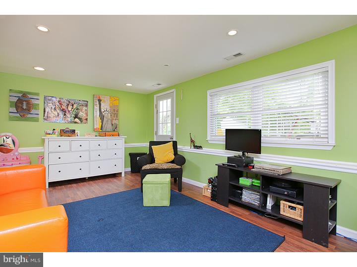 283 Madison Road Mantua, NJ 08051 - Photo 8 of 13 Gallery Image 8