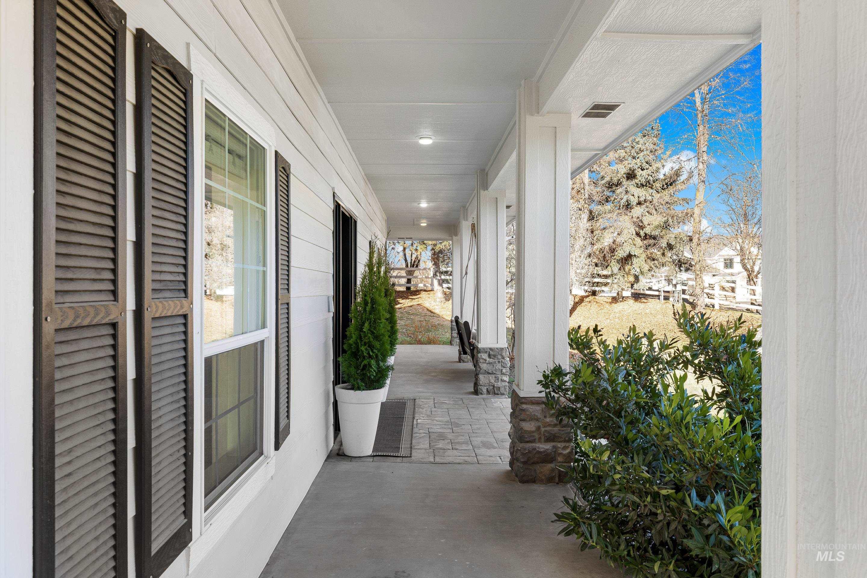 1197 North Cove Colony Way Eagle, ID 83616 - Photo 45 of 50 View of porch
