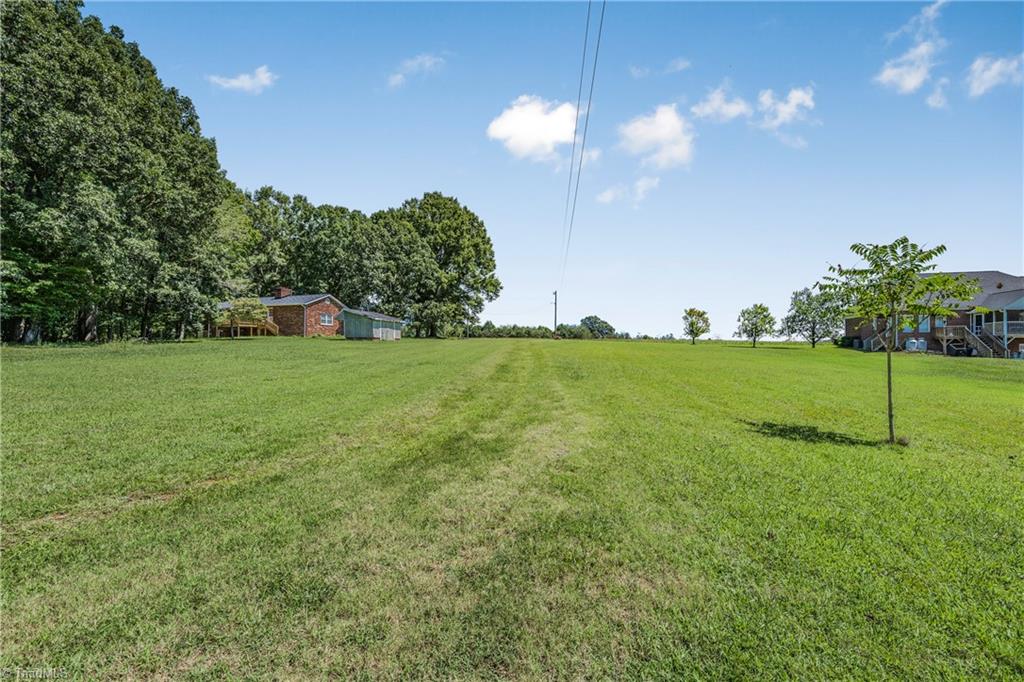 4600 Warner Road Pfafftown, NC 27040 - Photo 28 of 31 Gallery Image 28