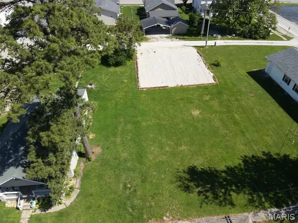$25,000 | 207 Jefferson Street, Perry, MO 63462