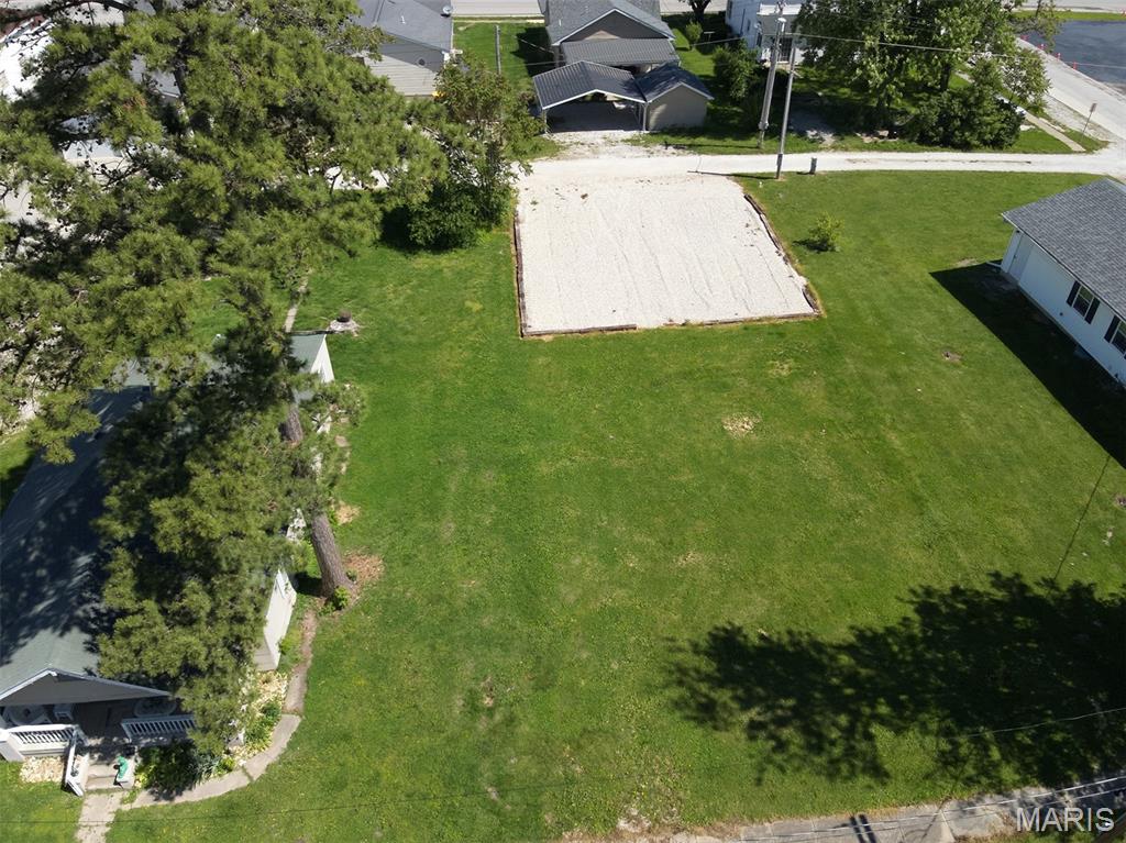 207 Jefferson Street Perry, MO 63462 - Photo 1 of 6