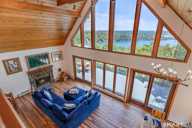 $700,000 | 3 Spring Wood Lane, New Fairfield, CT 06812