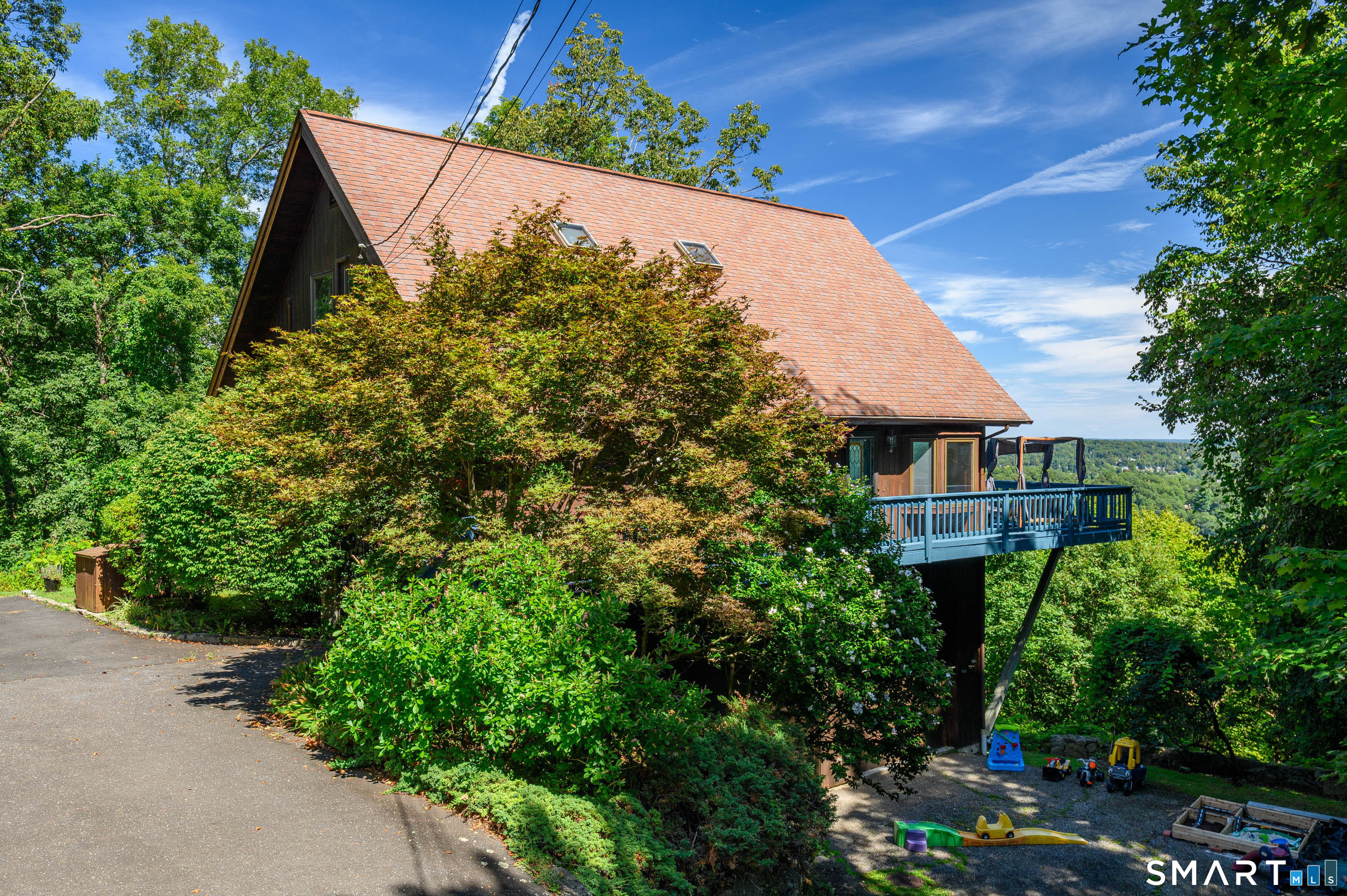 3 Spring Wood Lane New Fairfield, CT 06812 - Photo 28 of 28 an aerial view of a house