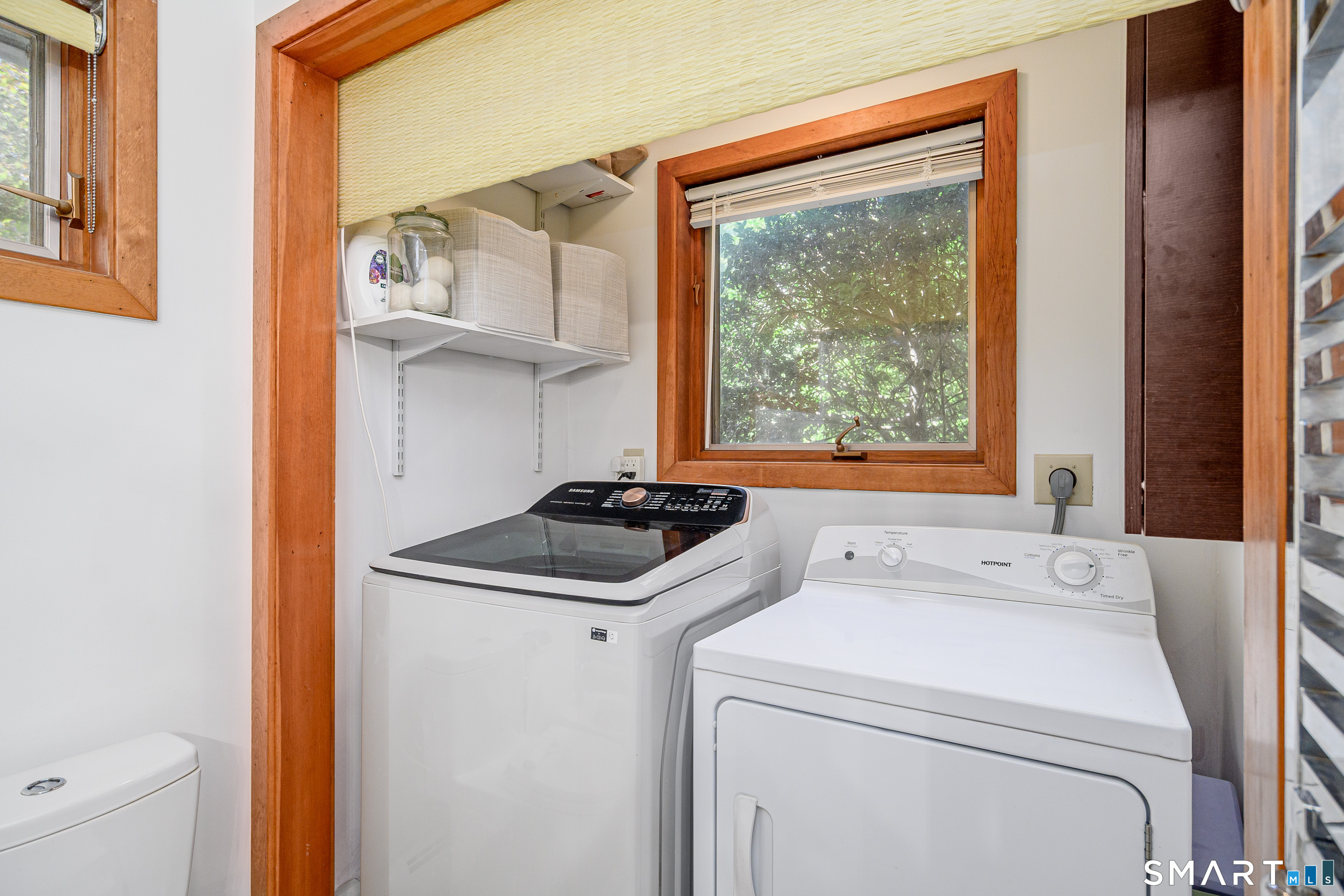 3 Spring Wood Lane New Fairfield, CT 06812 - Photo 7 of 28 a utility room with dryer and washer