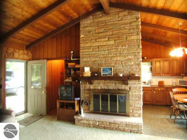 3658 Jones Road Frankfort, MI 49635 - Photo 5 of 10 1696460-4.JPG