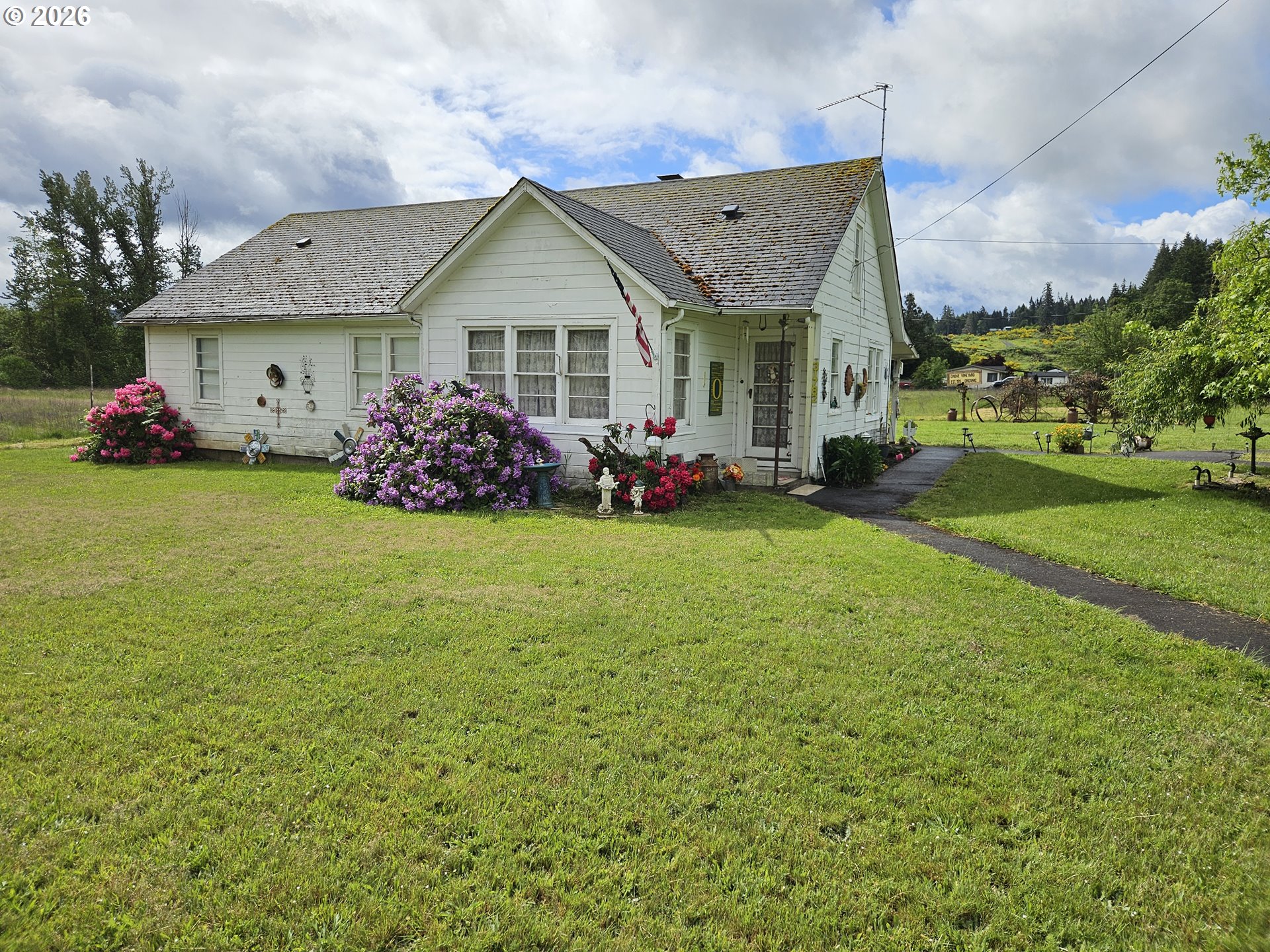31782 Gowdyville Road Cottage Grove, OR 97424 - Photo 1 of 29