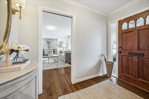 $995,000 | 5655 Overbrook Lane, Houston, TX 77056