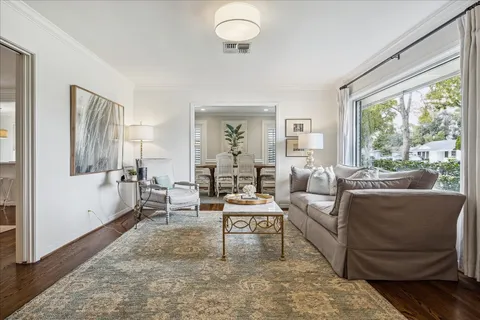 $995,000 | 5655 Overbrook Lane, Houston, TX 77056