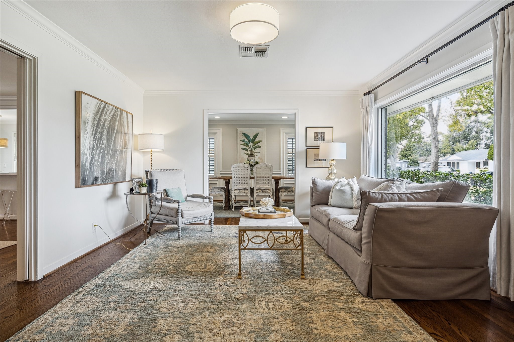5655 Overbrook Lane Houston, TX 77056 - Photo 8 of 36 Additional view of formal living room.