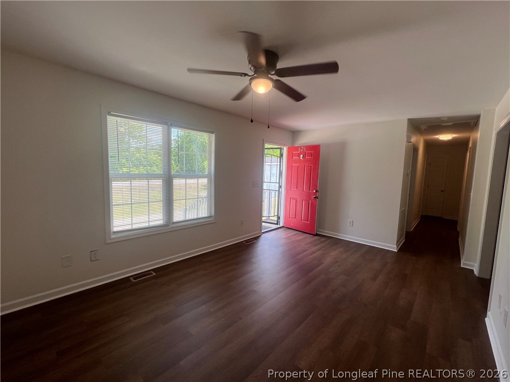 626 Horseshoe Road Fayetteville, NC 28303 - Photo 2 of 17