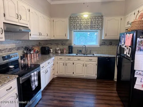 $589,900 | 9120 Old Highway 61, Walls, MS 38680