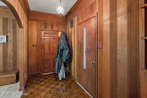 $589,900 | 9120 Old Highway 61, Walls, MS 38680