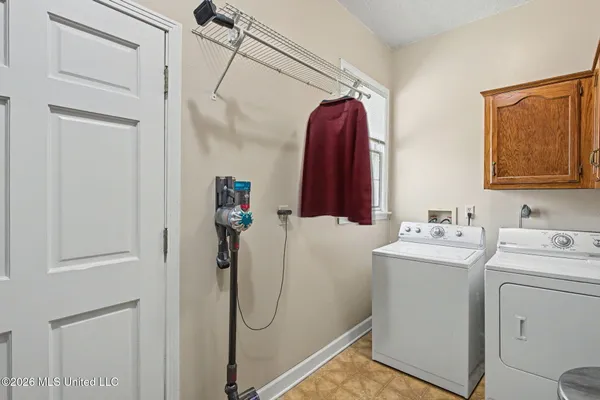 $589,900 | 9120 Old Highway 61, Walls, MS 38680