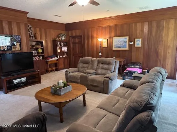 $589,900 | 9120 Old Highway 61, Walls, MS 38680