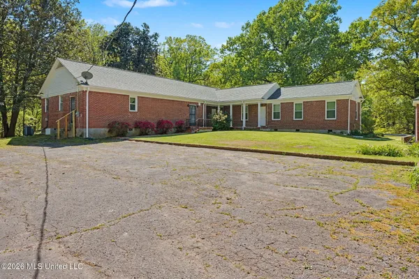 $589,900 | 9120 Old Highway 61, Walls, MS 38680