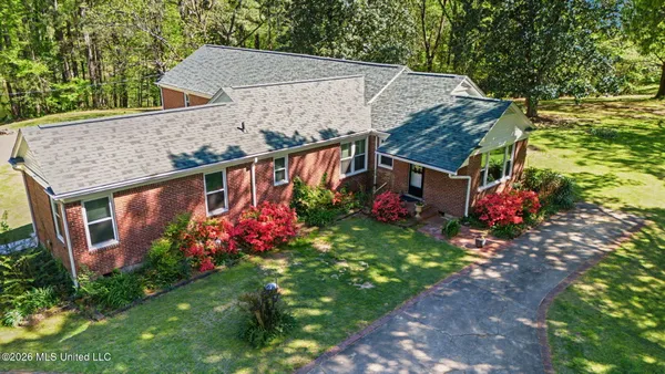 $589,900 | 9120 Old Highway 61, Walls, MS 38680