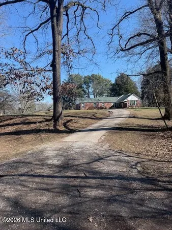 $589,900 | 9120 Old Highway 61, Walls, MS 38680