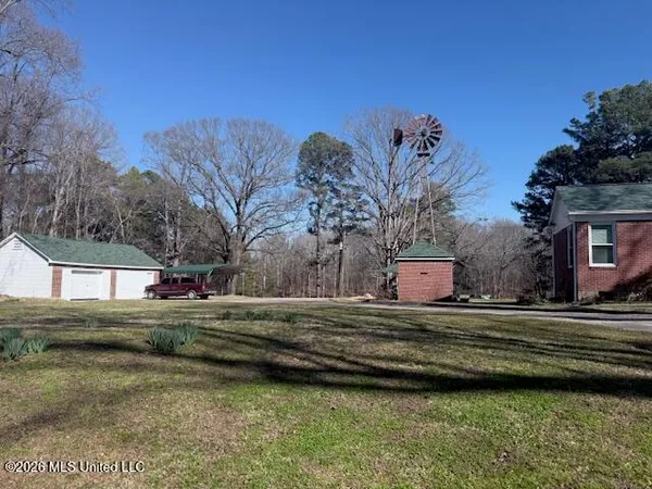 $589,900 | 9120 Old Highway 61, Walls, MS 38680