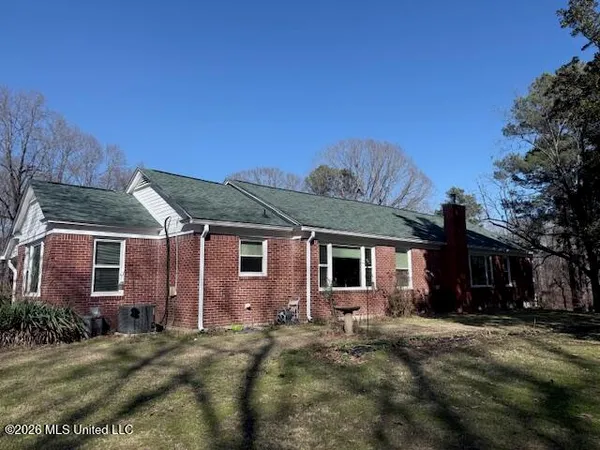 $589,900 | 9120 Old Highway 61, Walls, MS 38680