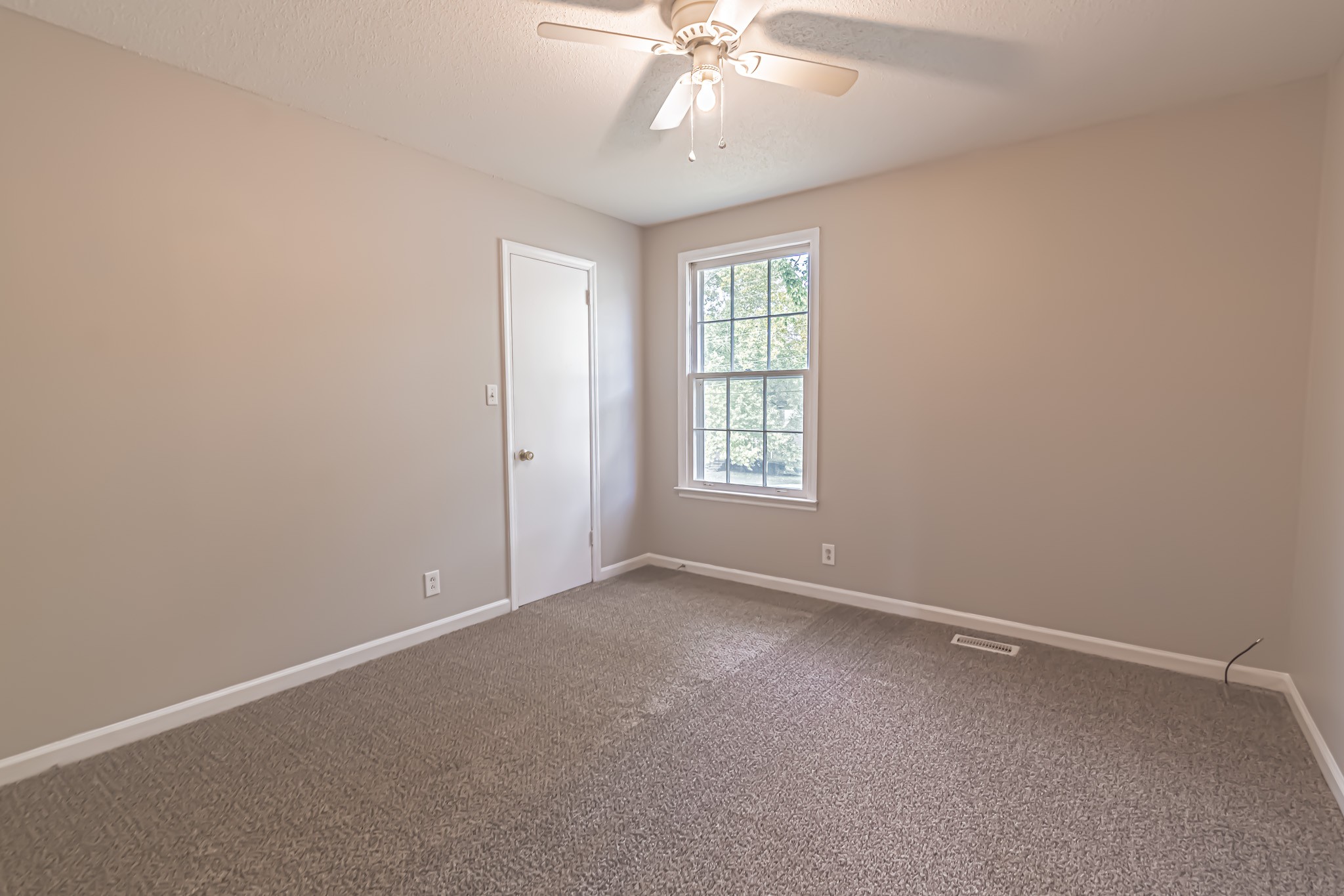 718 Ranch Hill Drive Clarksville, TN 37042 - Photo 14 of 20