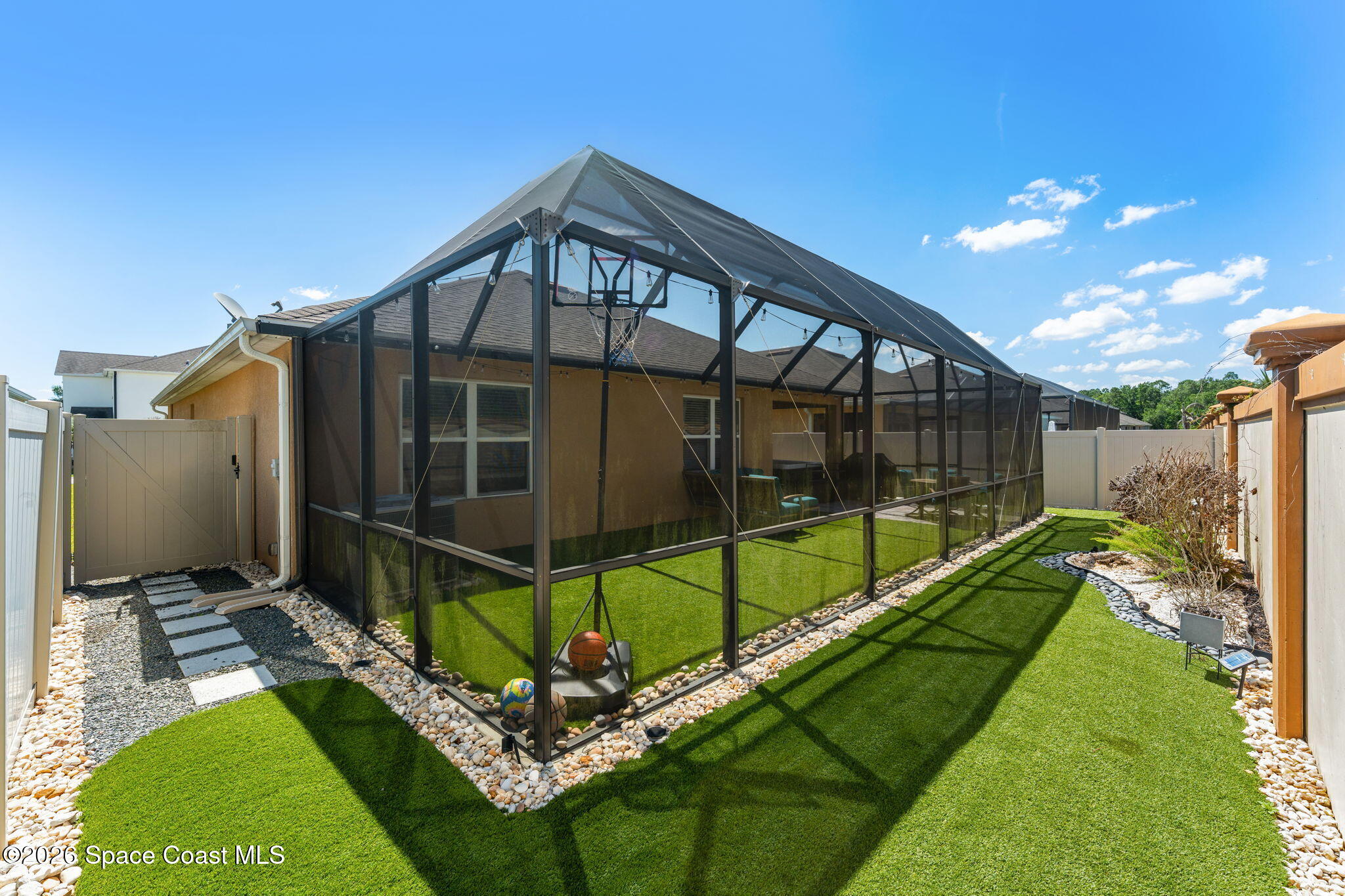 202 Alamere Drive Southwest Palm Bay, FL 32908 - Photo 22 of 36 A Clean area for Relaxing