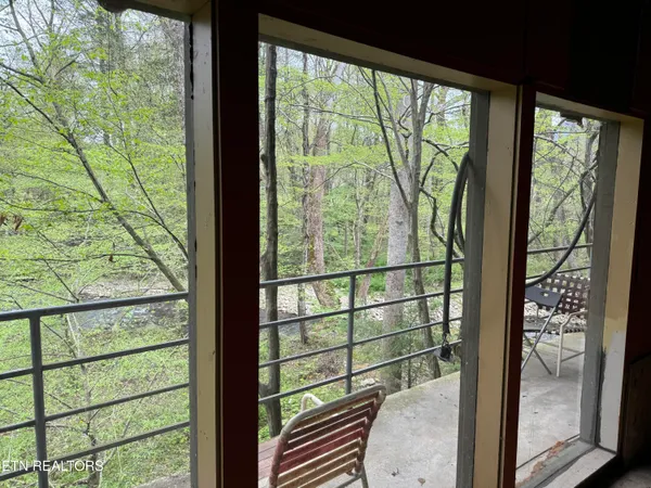 $499,000 | 4390 Cosby Highway, Cosby, TN 37722