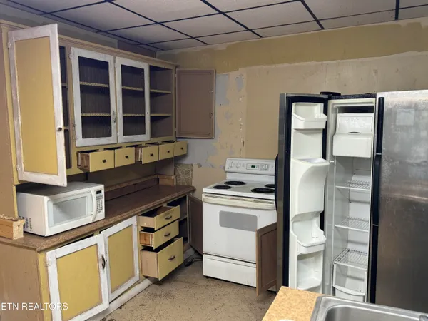 $499,000 | 4390 Cosby Highway, Cosby, TN 37722