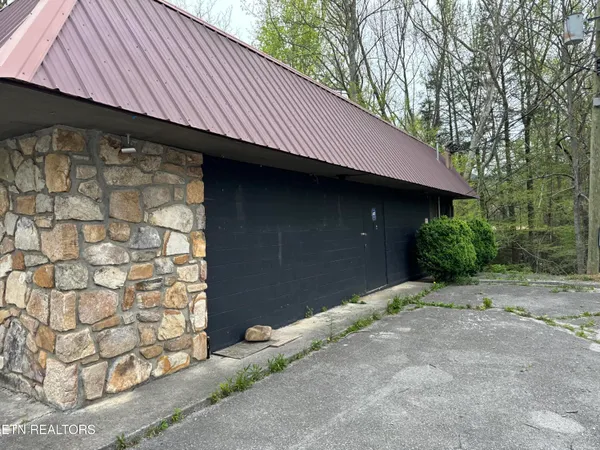 $499,000 | 4390 Cosby Highway, Cosby, TN 37722