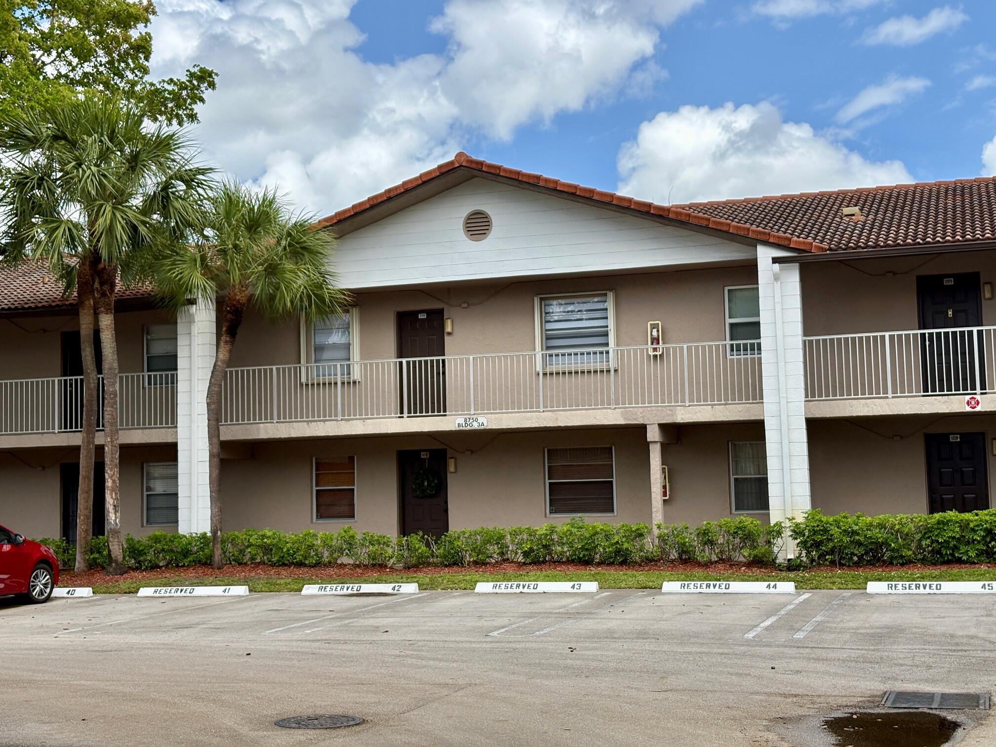 8750 Royal Palm Blvd Unit 2083  