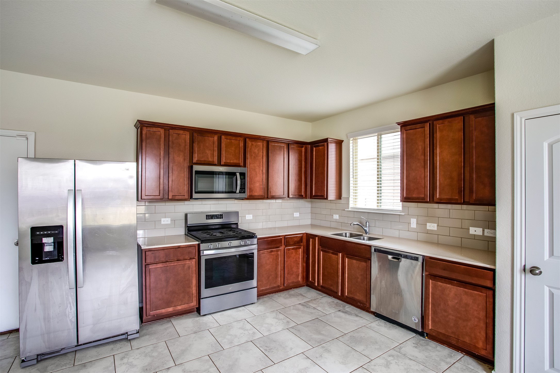 528 Staton Street Georgetown, TX 78626 - Photo 12 of 31