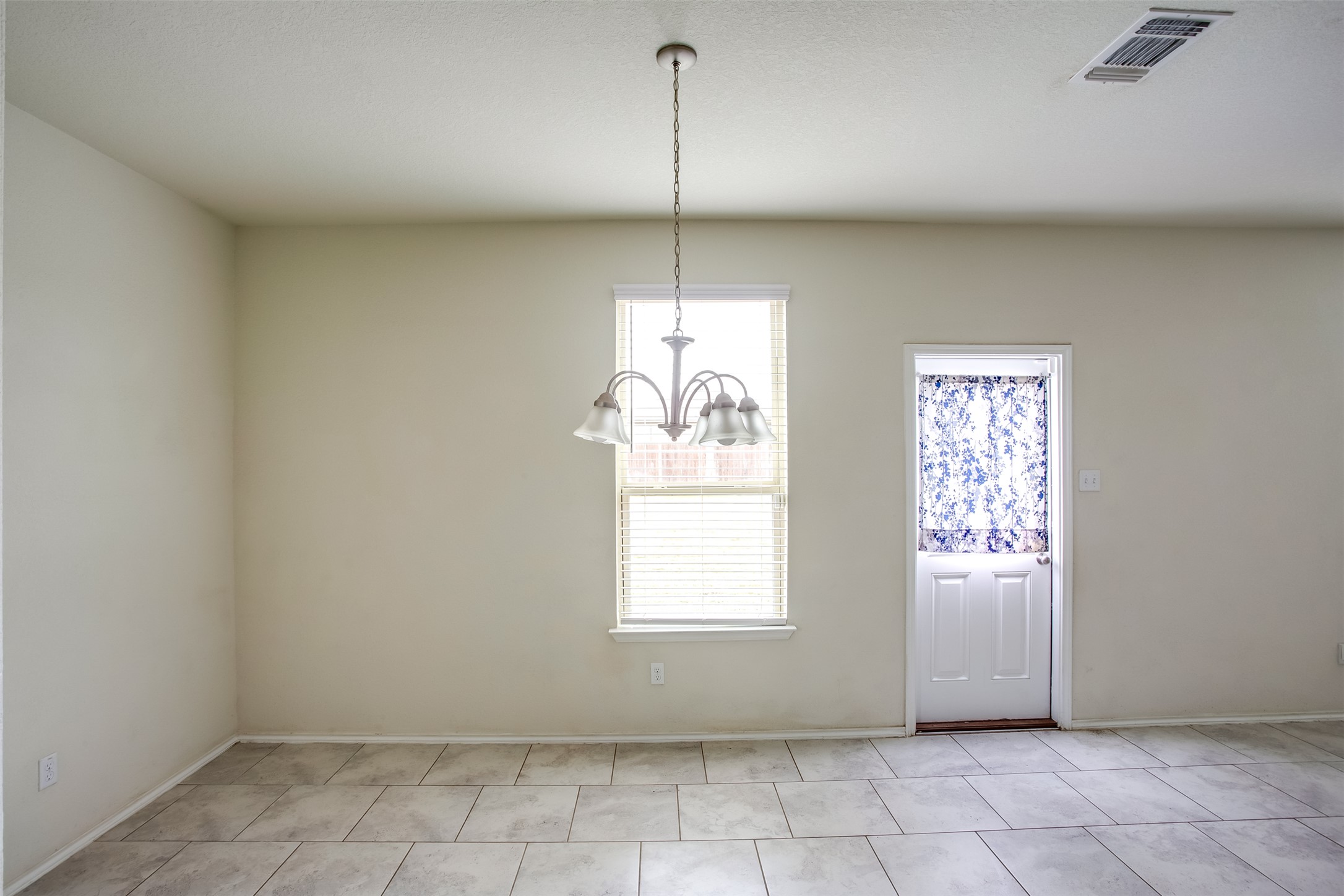 528 Staton Street Georgetown, TX 78626 - Photo 14 of 31