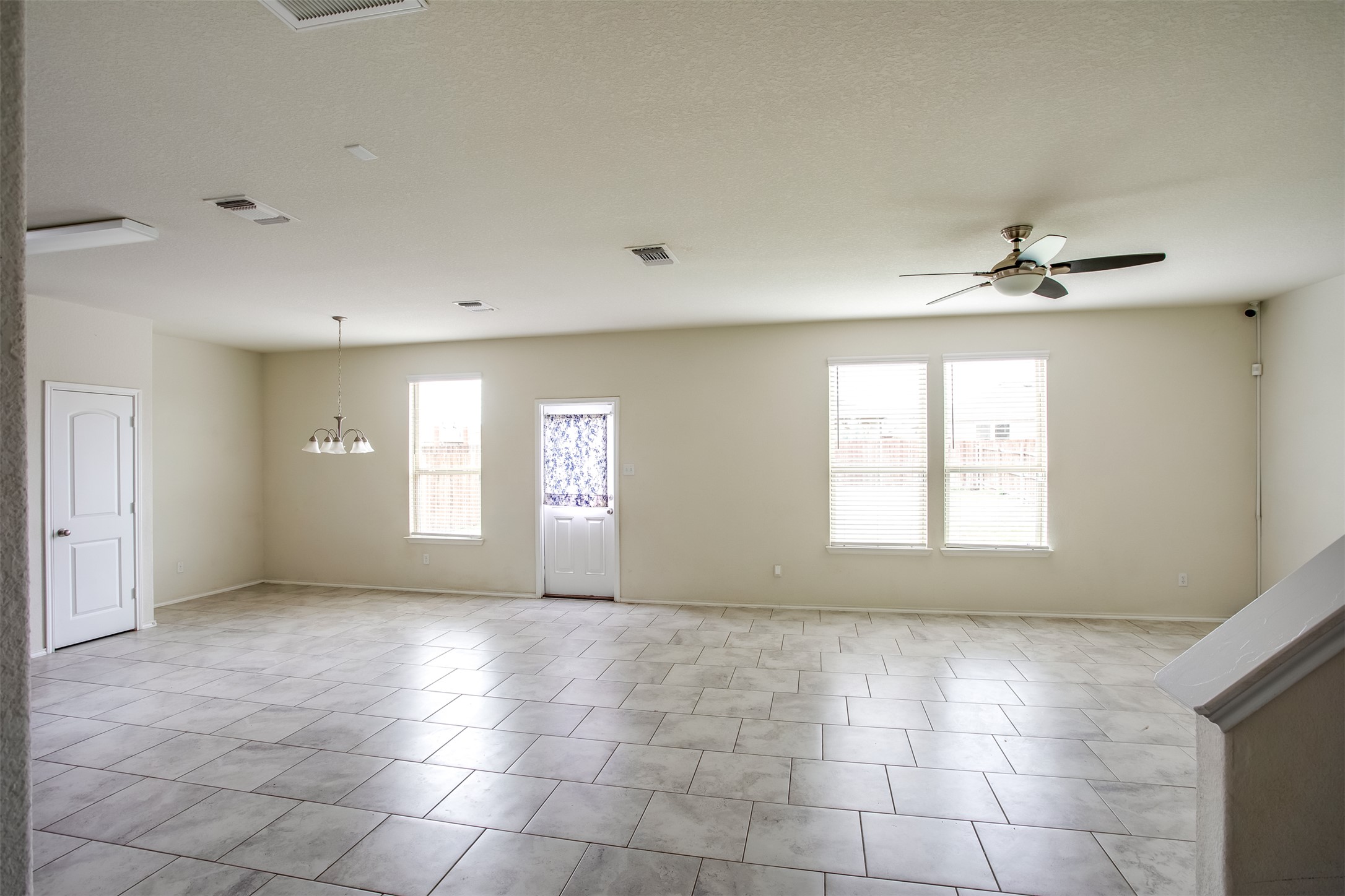 528 Staton Street Georgetown, TX 78626 - Photo 7 of 31