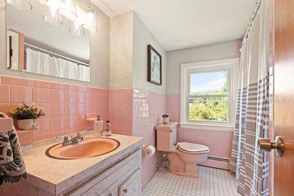 45 Quinn Road Lynn, MA 01904 - Photo 12 of 16 Gallery Image 12