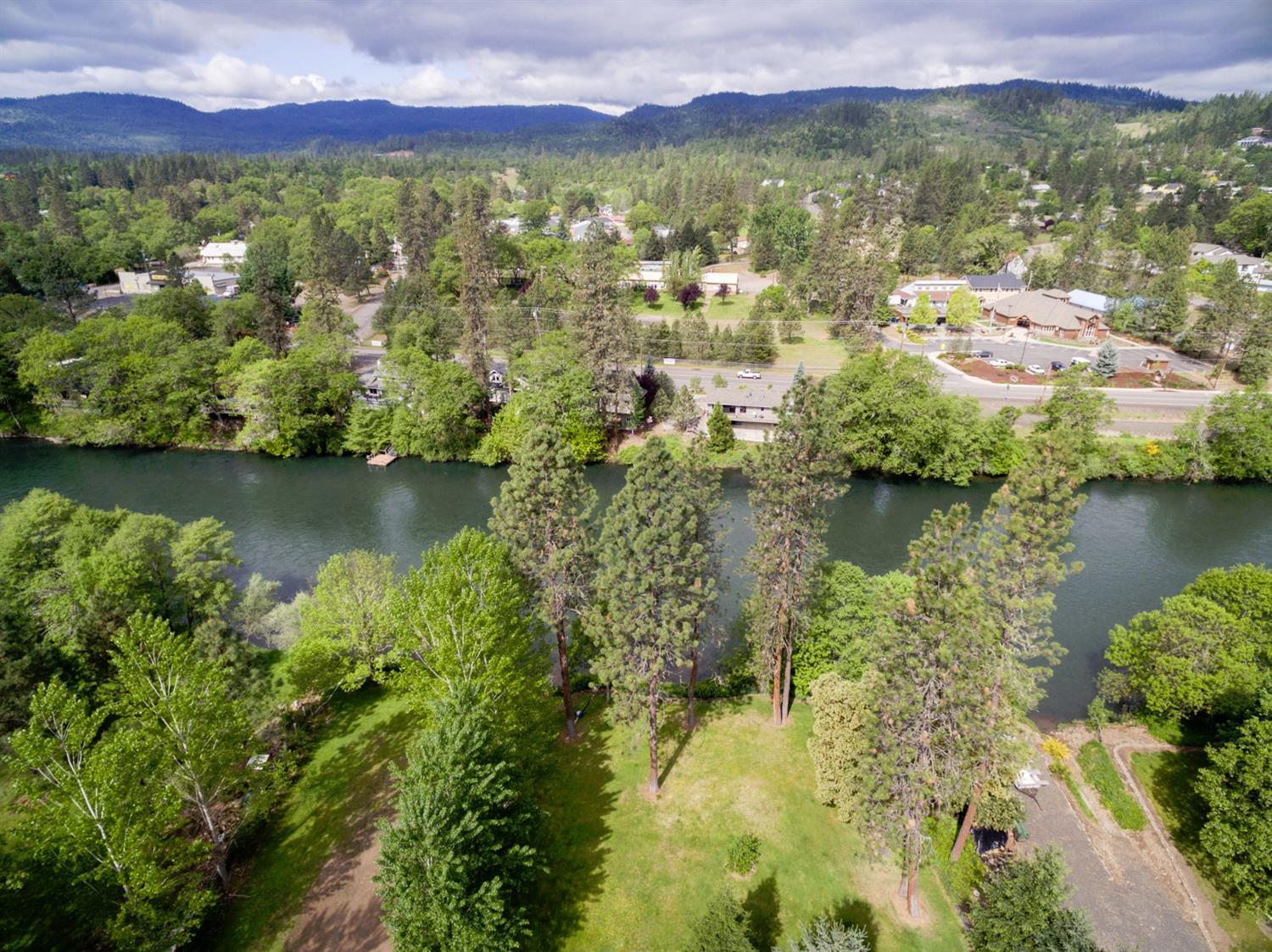 1065 Old Ferry Road Shady Cove, OR 97539 - Photo 34 of 35 Additional Photo
