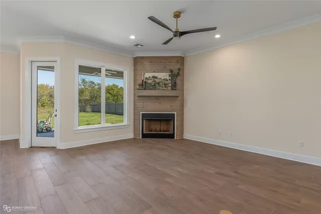 $434,900 | 923 Chisolm Trail, Bossier City, LA 71111