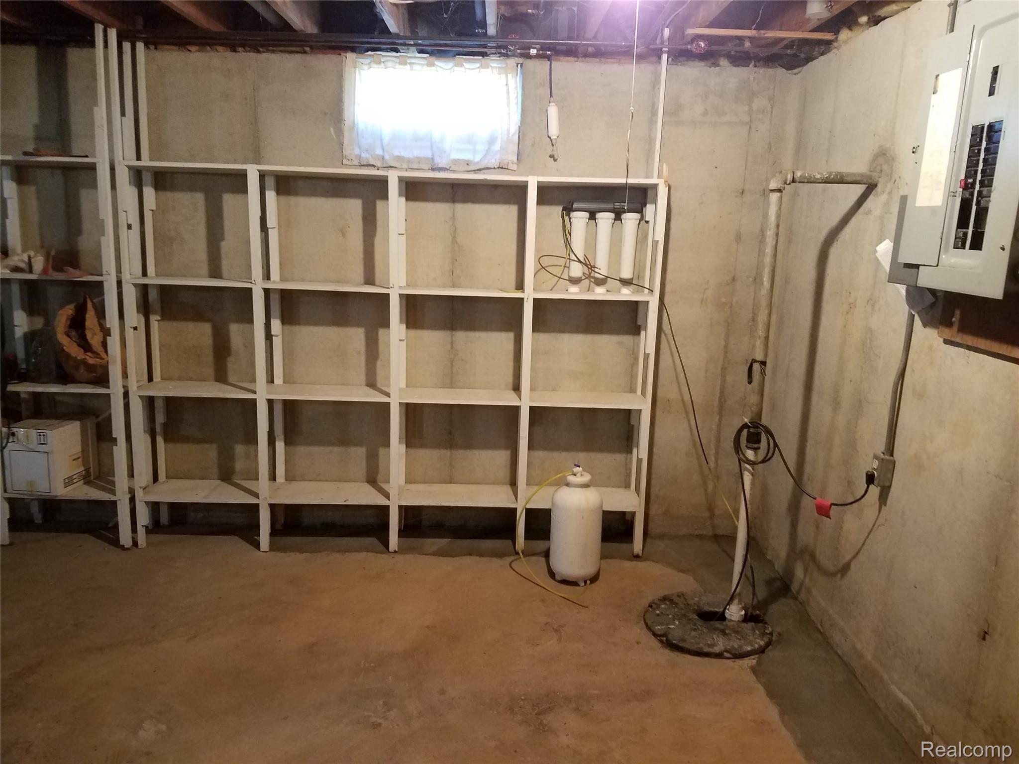 3638 Innisfree Road Howell, MI 48855 - Photo 33 of 45 Basement sump.jpg
