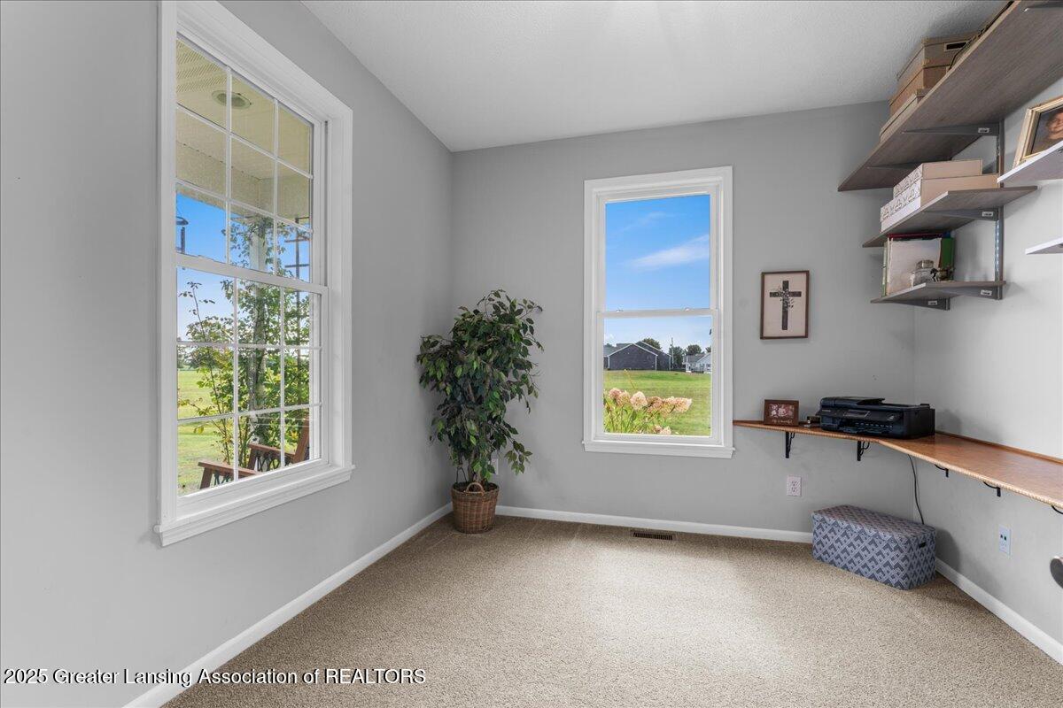 243 North Aurelius Road Mason, MI 48854 - Photo 13 of 49 22-Media Jett - 10