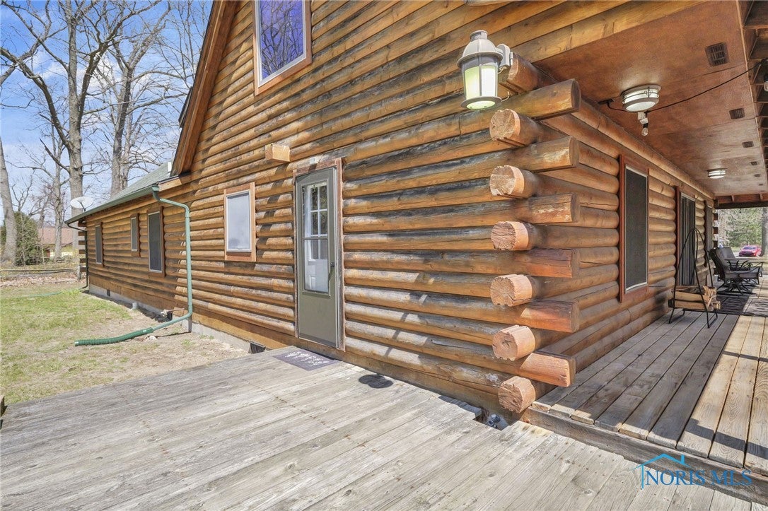 2525 King Road Toledo, OH 43617 - Photo 40 of 50 Back Entrance and Deck