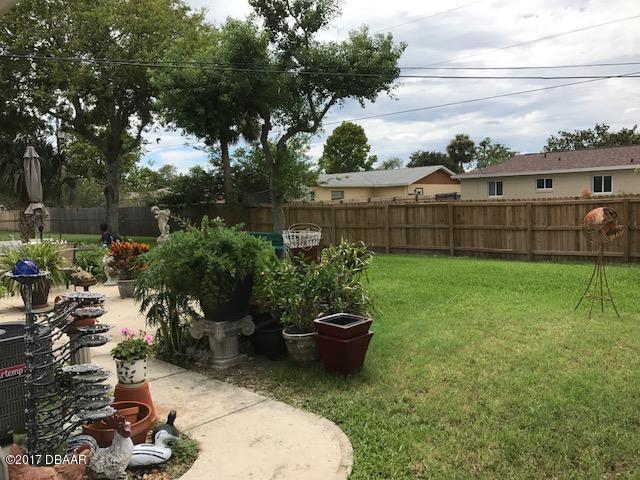 1682 Eastern Road South Daytona, FL 32119 - Photo 3 of 12 Eastern Outside