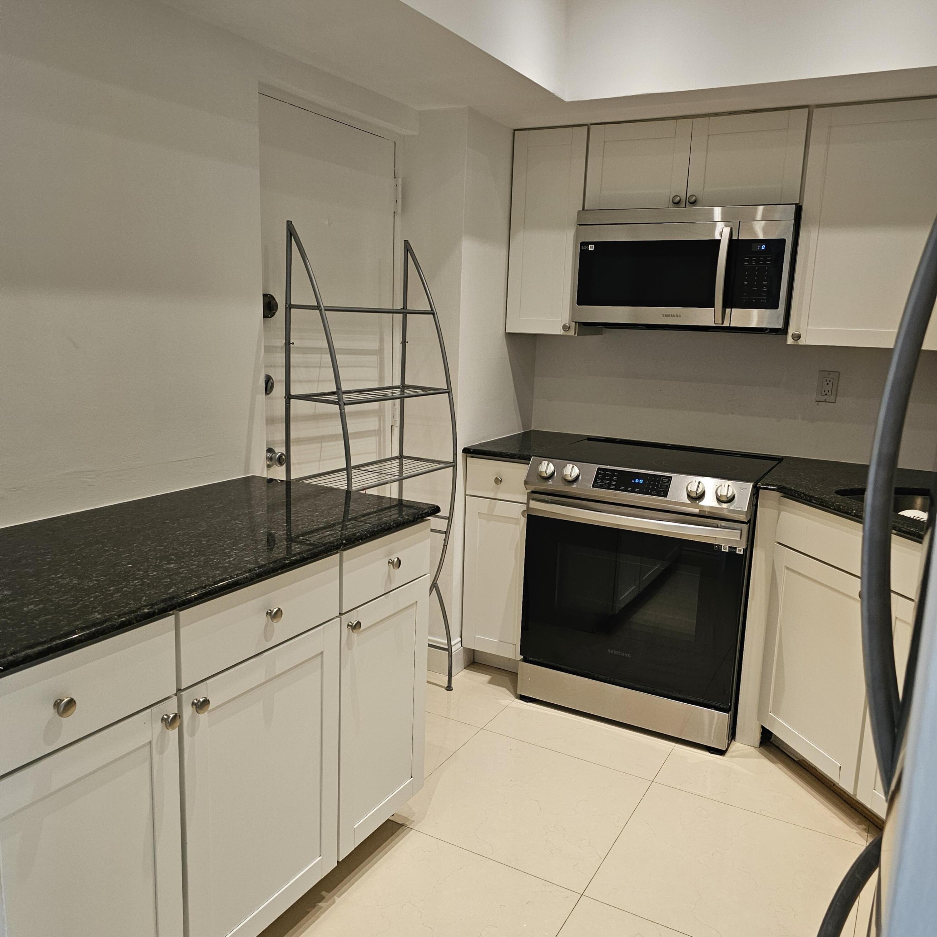 50 Southwest 3rd Avenue, Unit 3050 Boca Raton, FL 33432 - Photo 8 of 18 20250719_104753