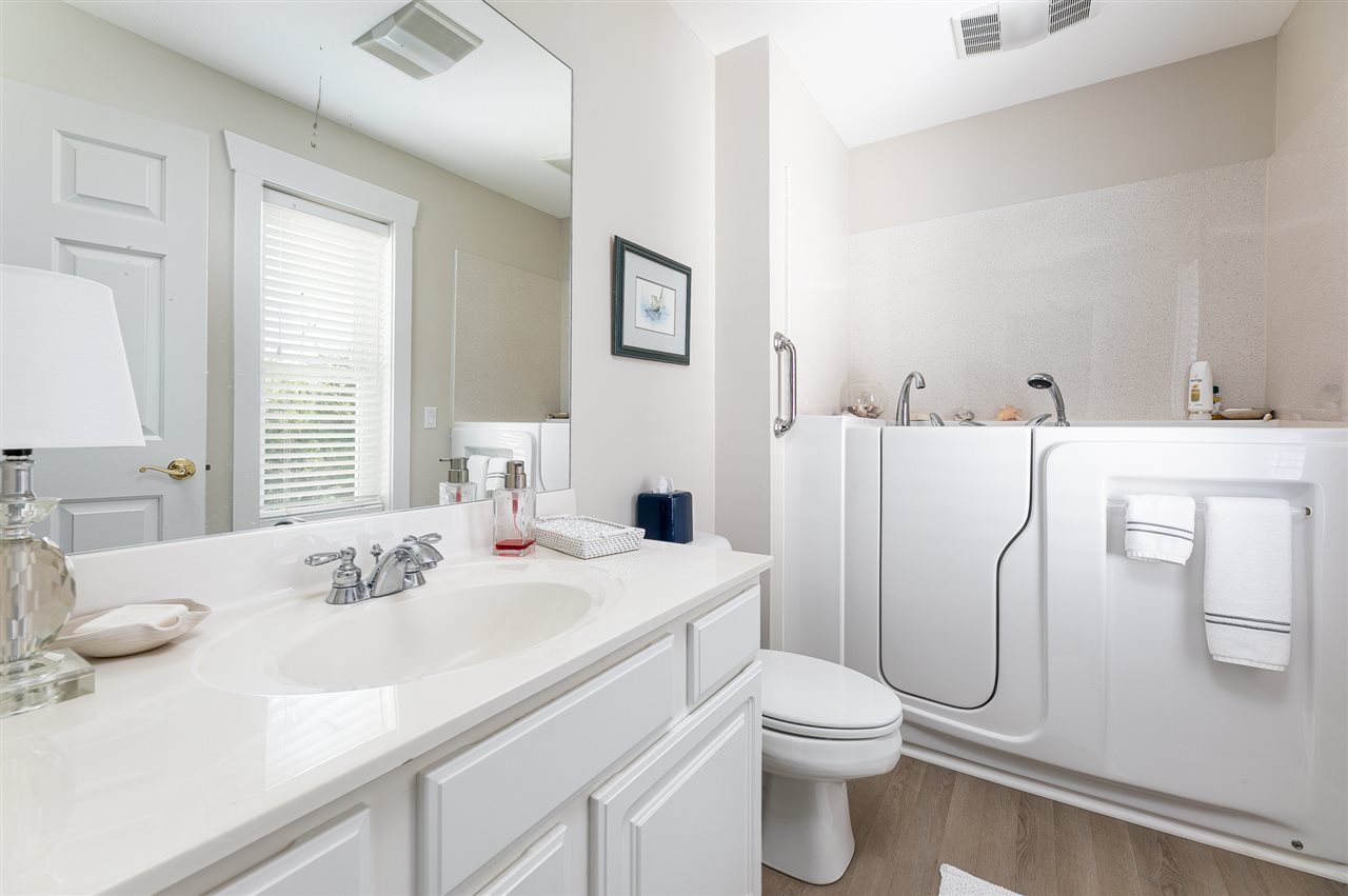 1785 South Donnybrook Road Suttons Bay, MI 49682 - Photo 27 of 36 1885875-26.JPG