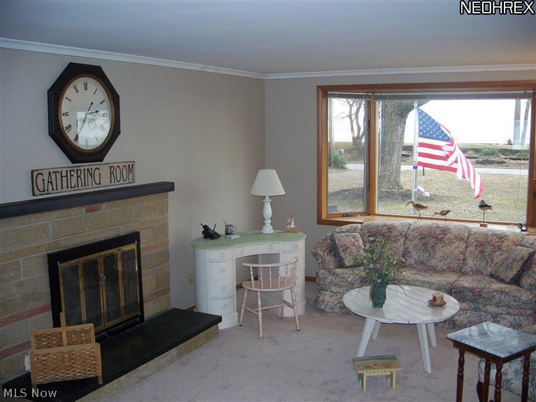 637 Cedar Point Road Sandusky, OH 44870 - Photo 3 of 16