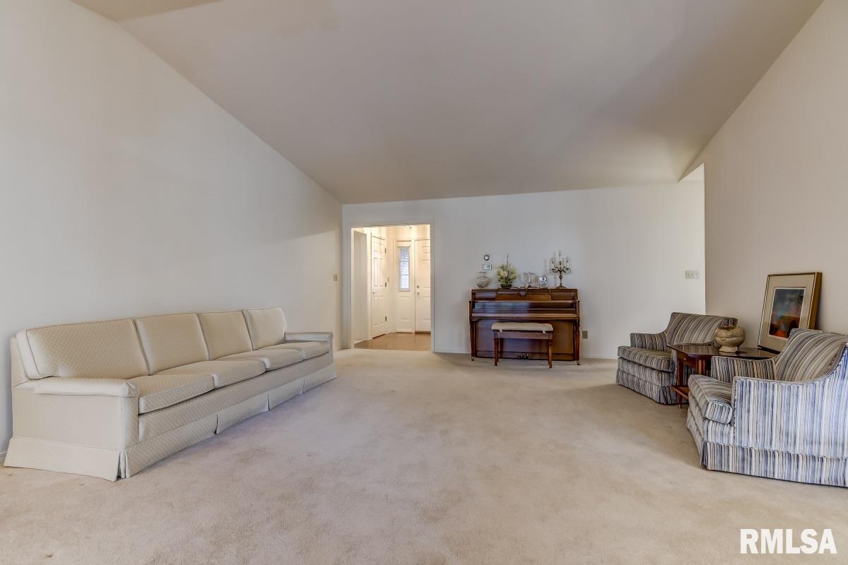 17 Turnberry Place Springfield, IL 62704 - Photo 5 of 38