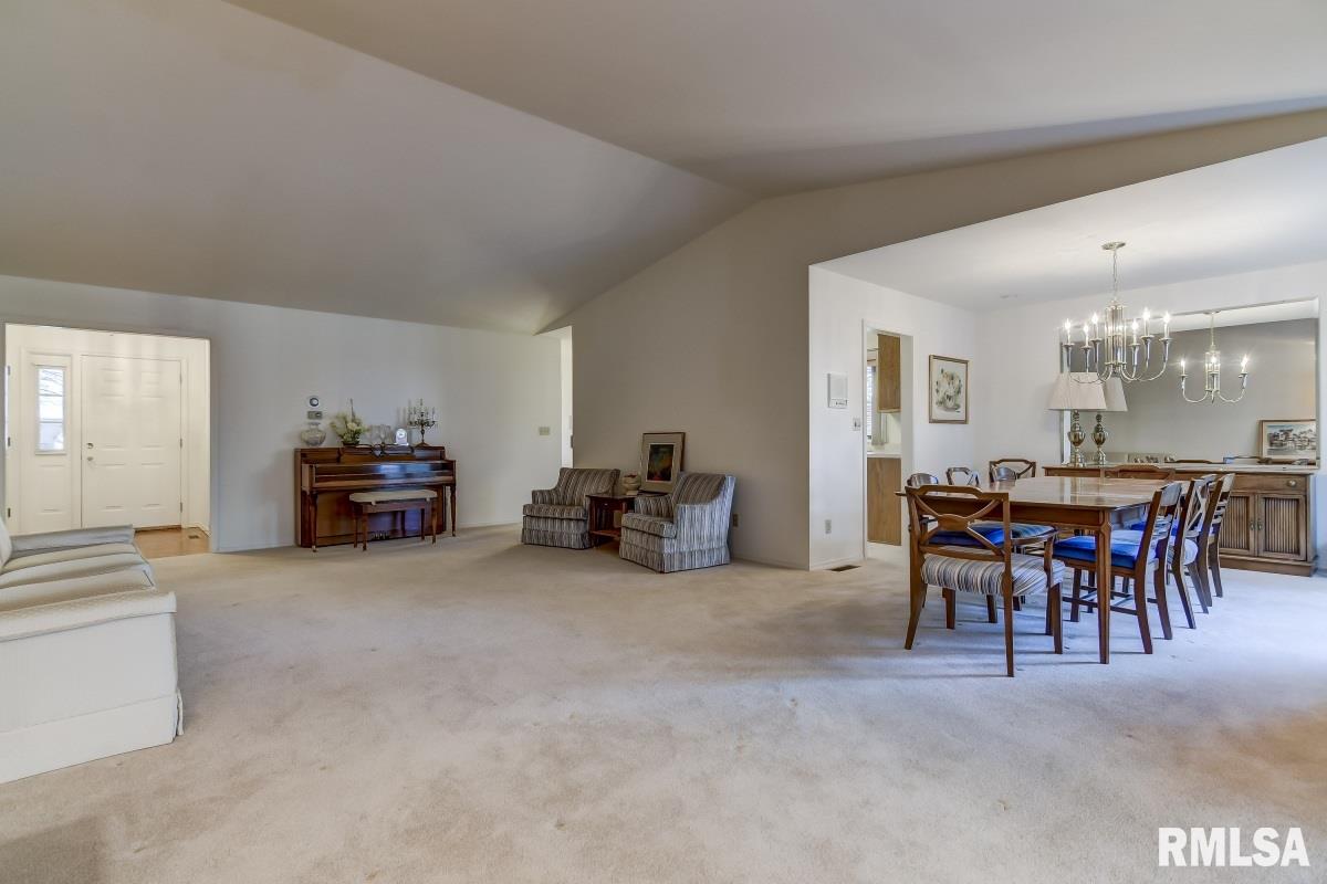 17 Turnberry Place Springfield, IL 62704 - Photo 7 of 38