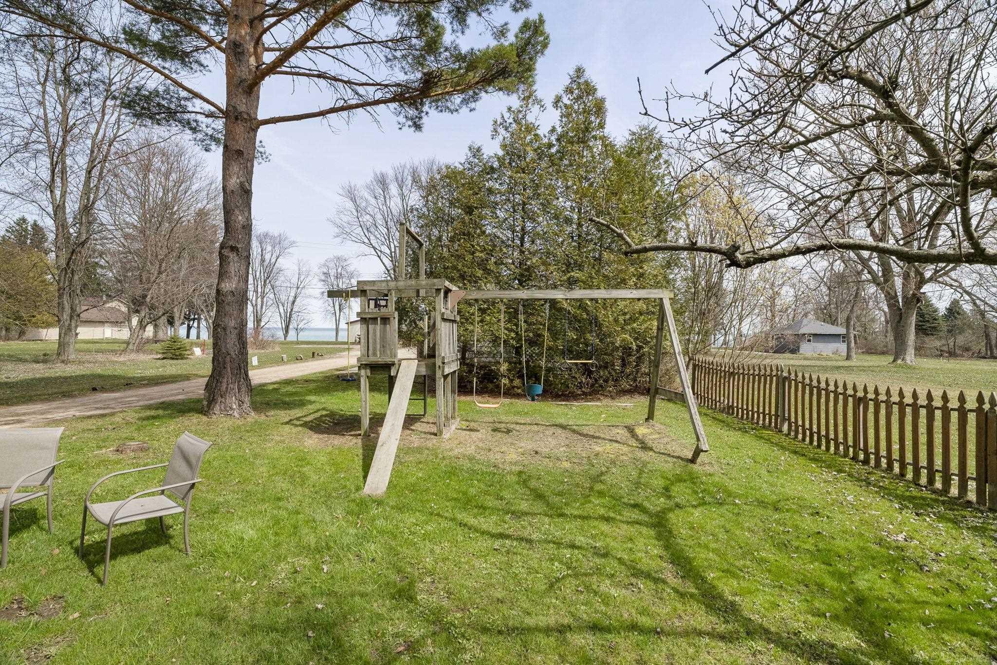 3705 Lakeshore Road Lexington, MI 48450 - Photo 74 of 85 50138580-83b8acc1-62b7-4d49-b9f2-8ce09b671384.JPG