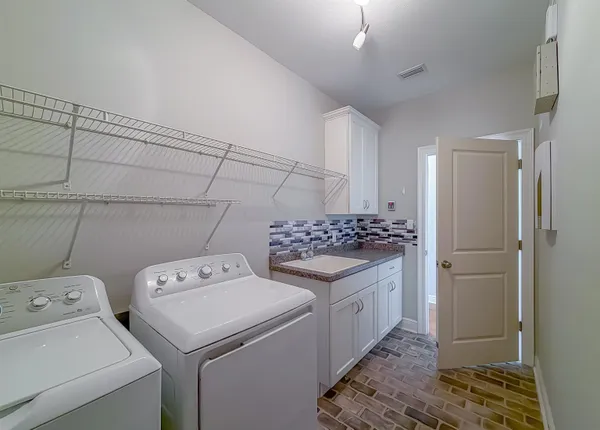 $3,350 | 2508 Goldenrod Way, Tallahassee, FL 32311