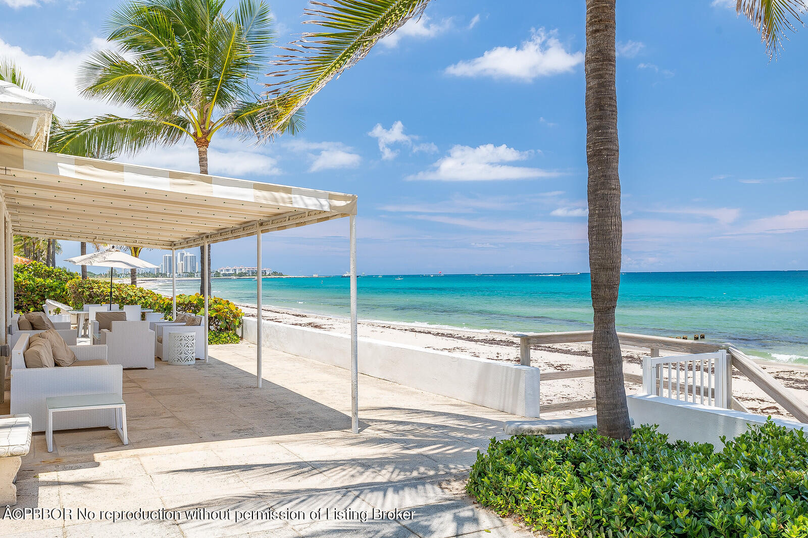 232 Mockingbird Trail Palm Beach, FL 33480 - Photo 13 of 14 a view of a backyard with garden