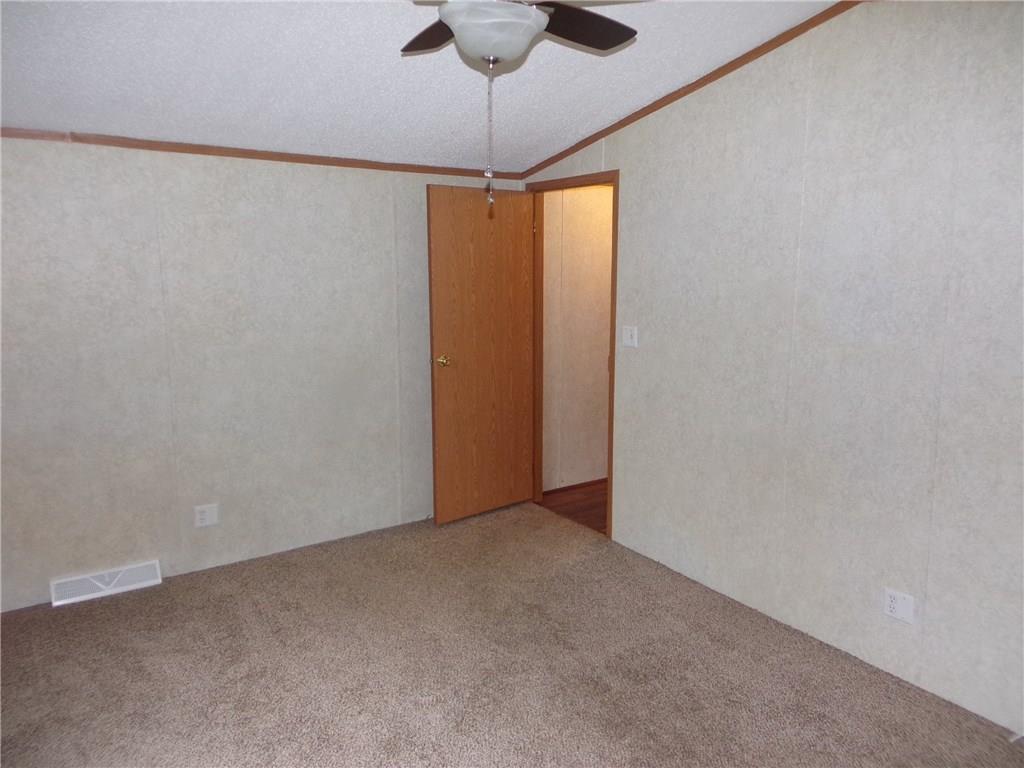 10 South S Pine, Unit 10 Wapakoneta, OH 45895 - Photo 29 of 41